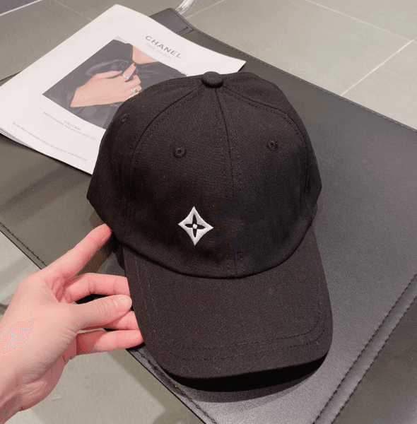 High-End Baseball Cap Casual All-Match Soft Top Sun Hat Letter Rubber Men and Women Couple