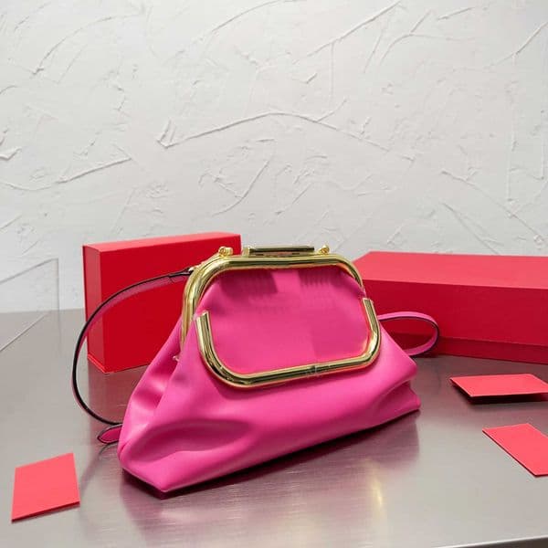 26ss Clutch bags women designer shoulder bag handbags crossbody bags leather clutch Luxury Crossbody Bags female black