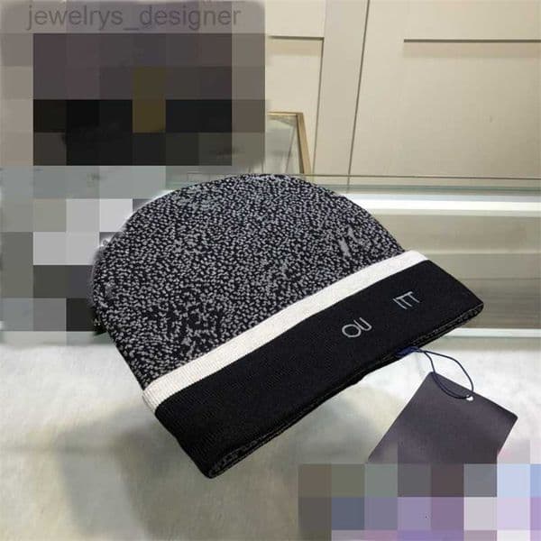 Designer Skull Caps Fashion Stippled Knitted Beanie Cap Good Texture Cool Hat for Man Woman High-quality 2024