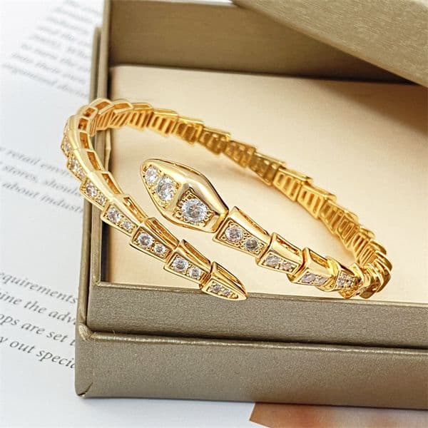 Designer bracelet fashion luxury snake-shaped diamond bracelet couples high-grade sense bracelet gold braceletDiamond hard bracelet Gem bracelet