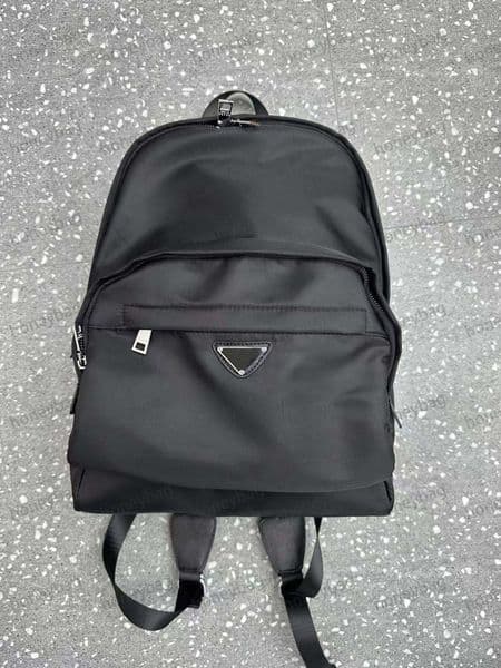 Luxurys Designers Bags women School Travel Outdoor New Man Backpack Leisure Travel Rucksack Student Schoolbag Backpack p15813 size:43*28*15 cm