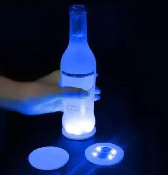 2026 Mats Pads perfume Blinking Glow LED Bottle Sticker Coaster Lights cologne Flashing Cup Mat Battery Powered For Christmas Party Wedding Bar Vase Decoration