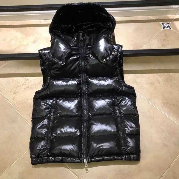 Men Fashion Vests Puffer Jacket Womens Winter Down Coat Designer Hooded Matte Vest Parka Jackets Man Casual Zipper Outerwear Classic Waterproof Windbreaker Coats