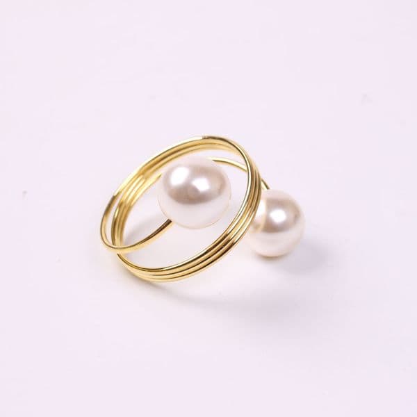 Elegant White Pearl Spring Napkin Ring Hotel Wedding Decor Metal Napkins Buckle Festival Party Banquet Table Decoration Anillo De Servilleta De Primavera De Perlas