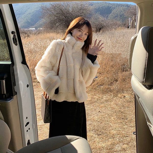 Women's Fur Faux Warm Coats Lady Fashion Turtleneck Mink Autumn Winter Elegant Thick Jackets For Women Clothes 221123