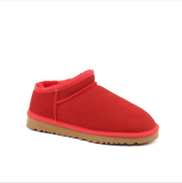 U001 women ultra mini snow boots Leisure slippers man sluggard Soft comfortable Sheepskin keep warm plush boots with card dustbag beautiful gift