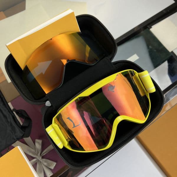 2026 new ILIVI Monogram Sand proof Outdoor Sport Skiing Eyewear Ski Goggles Black Switchable lenses Mountain Climbing Ride Worker snowboard