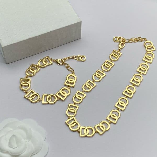 New fashion letter collar necklace Women's gold luxury designer bracelet Jewelry Sets party gifts jewelry