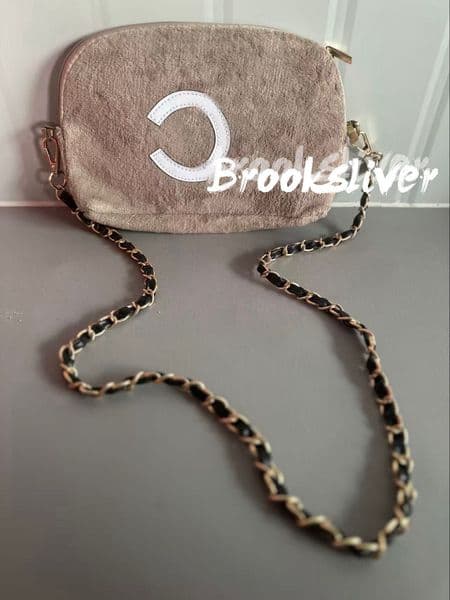 Storage Bags Terry material makeup case C shell bag classic add chain zipper comsetics organization 25X15X6cm