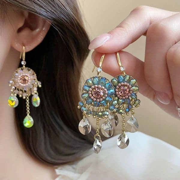 Gold - Tone Flower Iridescent Crystal Tassel Earrings Glamorous And Sparkling Party Daily Wear Gifts For Her Exquisite And Eye - Catching Jewelry