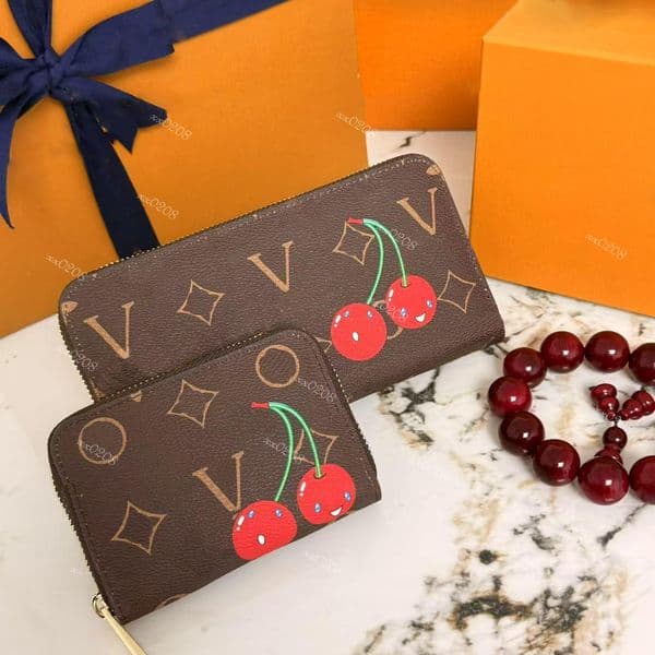 Classic designer designs coin purse, cherry print, high-quality leather