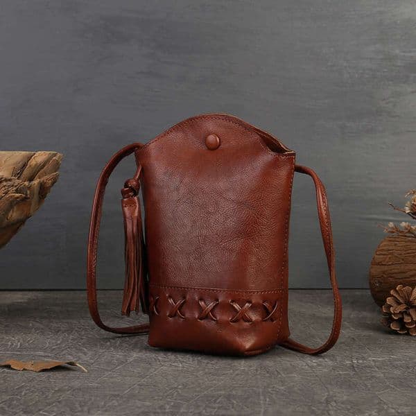 New Genuine Leather Women's Top Layer Cowhide Woven Phone Mini Crossbody Shoulder Casual Tassel Bucket Bag