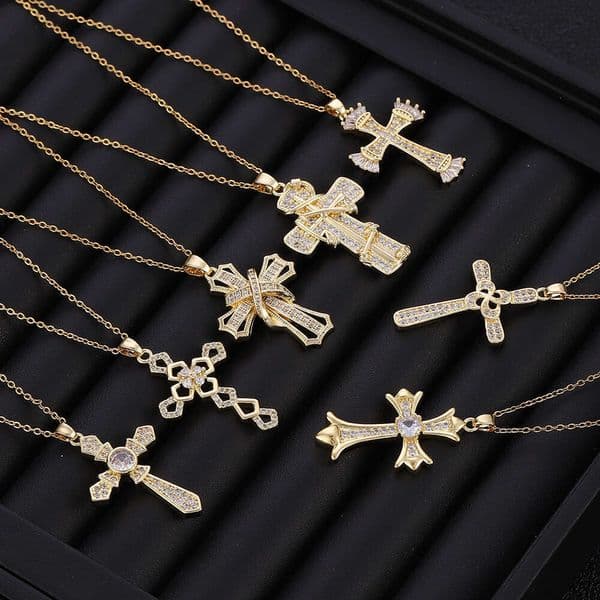 2025 Fashion Versatile Cross Pendant Necklace for Women, Copper Zircon Gold-Plated, Micro-Inlaid Full Zircon, 41-50cm O-Chain, 0773 (A-G Colors)