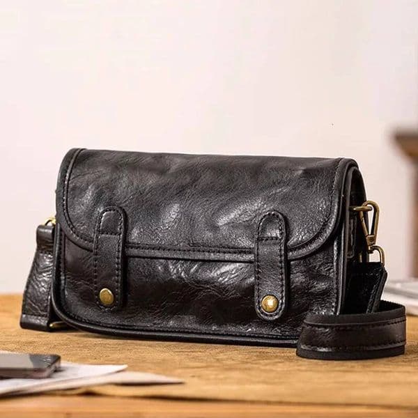 AETOO Original Men's Mini Leather Mobile Phone Fashion Casual Small Backpack Single Shoulder Crossbody Bag Women