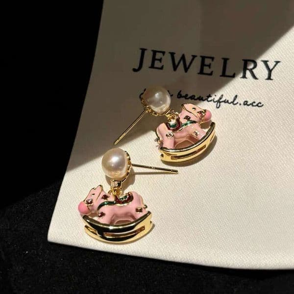 DHpet Natural Freshwater Pearl Earrings for Women, Niche Cute Design, Colorful Enamel Pony Stud Earrings, New Style