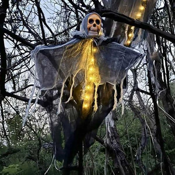 1PCS Halloween Skeleton Ghost Decoration Ghost with LED Halloween decoration LED String Lights for Outdoor Use in GardensXJ250906