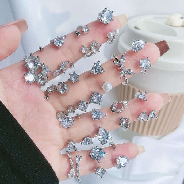 2026 New Dhpet Luxurious And High Shine All Diamond Zircon Open - End Ring For Women Designer