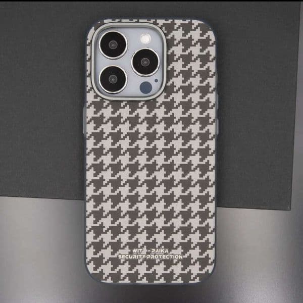 DHgargets Checkered Magnetic iPhone 15 PC Protective Case - Anti - fall with High - end Sense