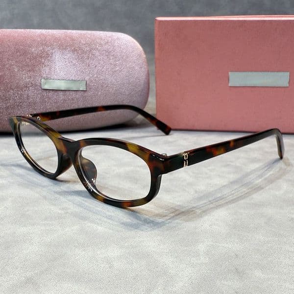 Classic funny IU Designer Fashion Women's Small Frame Outdoor Beach Travel Photography Daily Wear UV Protective Sunglasses High Quality with Box H260204