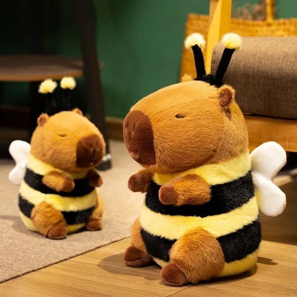 Cute Bee Capybara Plush Toy Creative Simulation Bee Capybara Plush Doll Soft Stuffed Animal Toy Kid Birthday Gifts Room Decor250908BJ