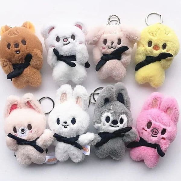 STRAYKIDS MAGNET official same shawl scarf face magnetic plush keychain pendant SKZOO bag decoration plush toy gift250908BJ