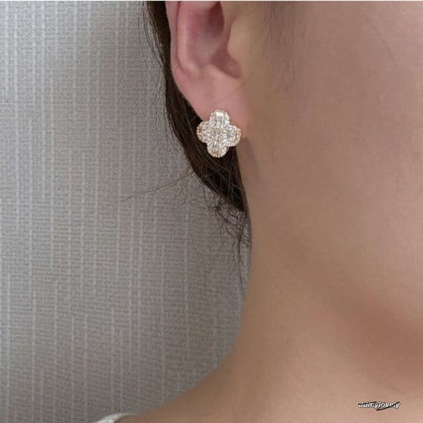 Four-Leaf Clover Shiny Stud Earrings jewelry ddmylovely