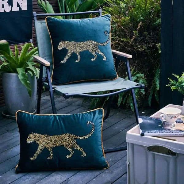 Luxurious American Ins Wild Animal Leopard Pillow Covers Decorative Luxury Ornamental Pillowcase Square Cushion Case for Living Room Decor Y251109