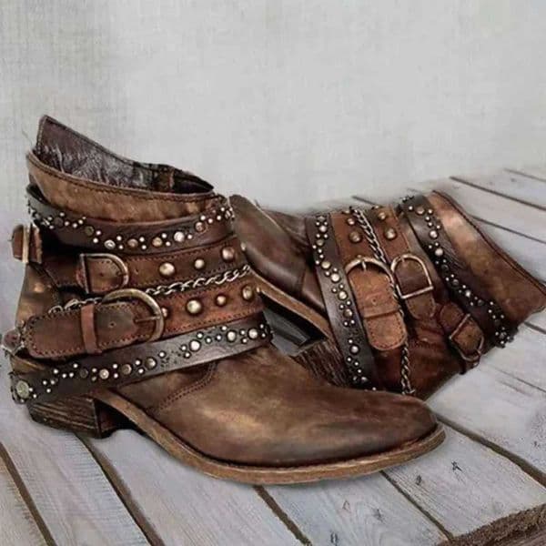 2025 AutumnWinter European and American Womens ChunkyHeel BeltDecorated ShortCalf Single Boots W250909
