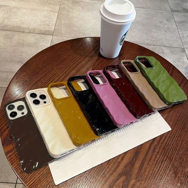 3D wrinkled phone case suitable for 17 Pro Max phone case solid color 16 new 14/15 minimalist style