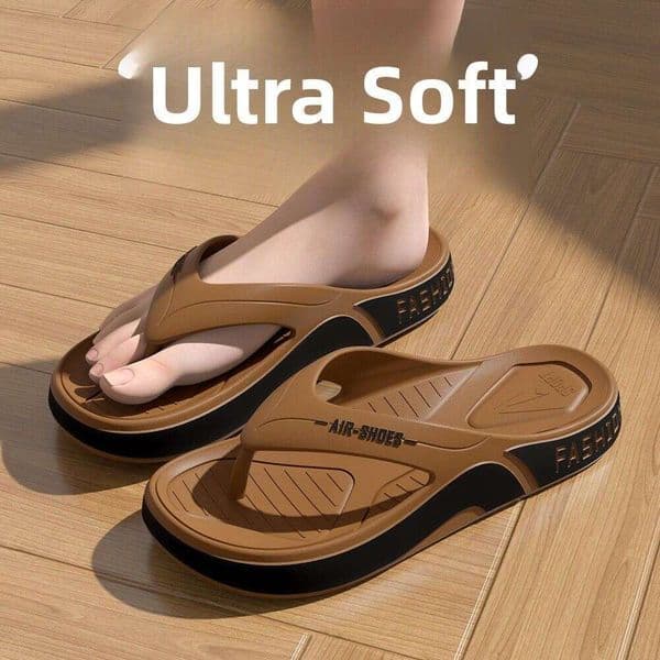 Men's Summer Slip-On Sandals Soft Bottom Anti-Slip Outdoor Beachwear Comfortable PVC Material Fashionable Casual Wear