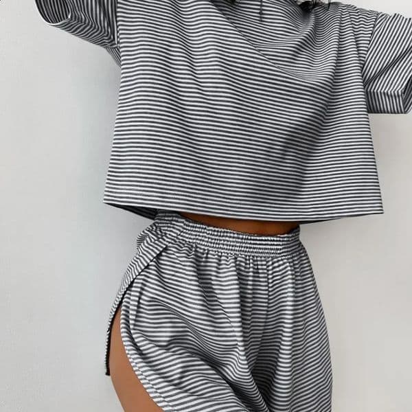 Womens Stripe Pajamas Set Short Sleeve TShirt And Shorts Sleepwear 2 Piece Set For Women Home Casual Loose Round Neck Pajamas 250911BJ