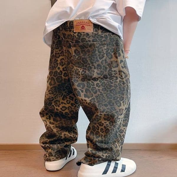 Autumn Tan Leopard Jeans Men Denim Pants Male Oversize Wide Leg Trousers Streetwear Hip Hop Vintage Loose Casual Animal Print 250910BJ