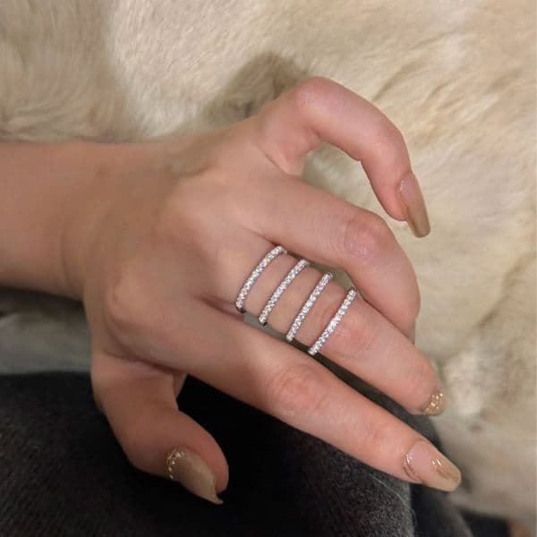 Designer High Quty S925 Sterling Silver Half Diond Ring for Women Sparkling Textured Jewelry Gift Wedding Anniversary Party Z260508