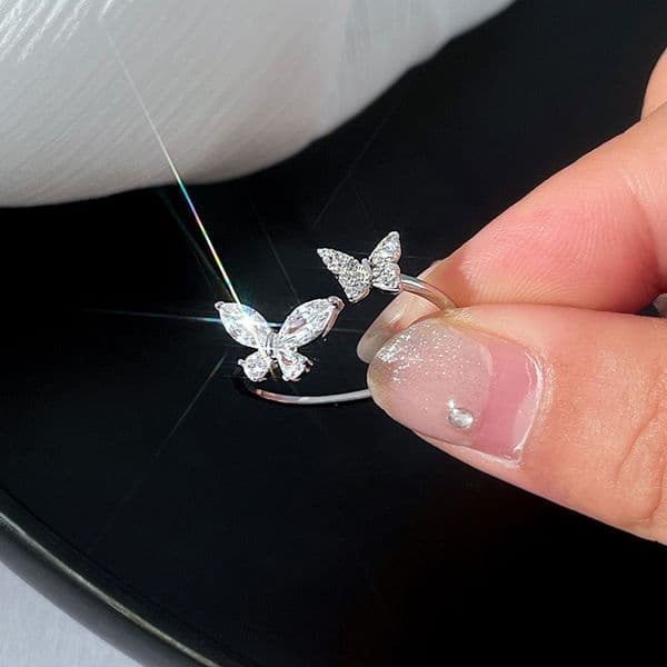 Modernist Artisanal Craftsmanship with a Touch of Nature: Exquisite Zircon Butterfly Pendant Statement Piece