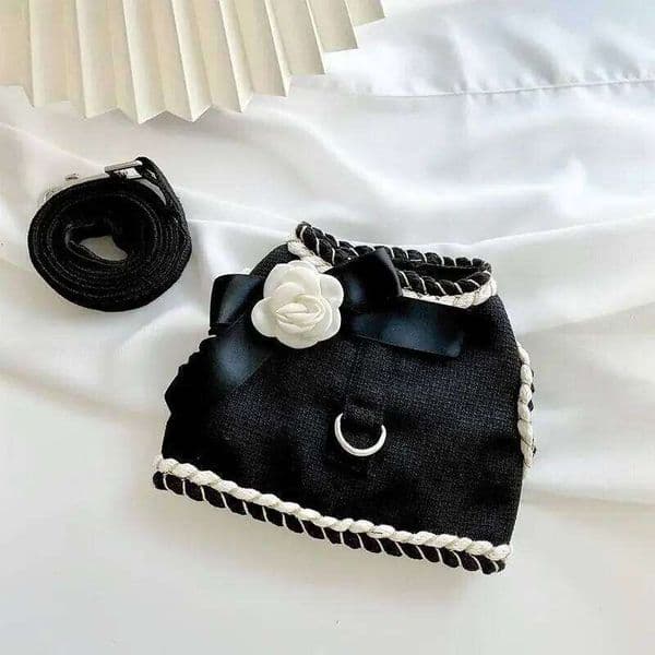 2025 New Dog Collars Designer Leash Pet Camellia Cat Chest Back Pets Travel Set Suitable For Small Medium Sized Dogs And Cats Free Shipping K260210