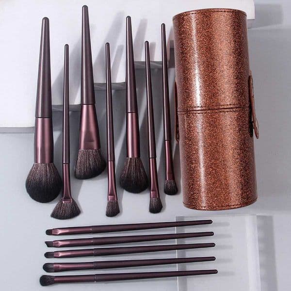 A highend 12pcs makeup brush set with a storage bucket soft and highquality fiber bristles and portable travel makeup toolsXJ250912