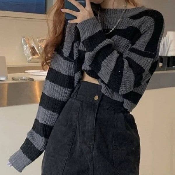 New Korean Style Striped Cropped Sweater Women Vintage Oversize Knit Jumper Female Autumn Long Sleeve O-neck Pullovers Tops dongdumaoyi