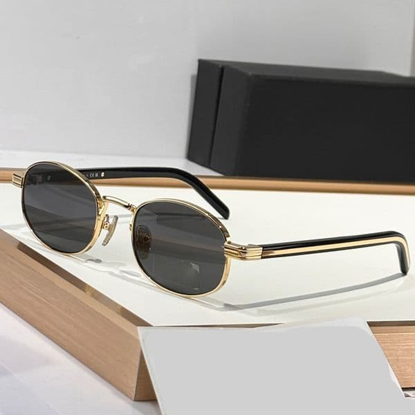 Mens Sunglasses Designer Sunglasses For Women Gold Alloy Dark Grey Lenses Oval Sunglasses With The Iconic Metal Plaque Leisure Vacation Glasses SPR B53