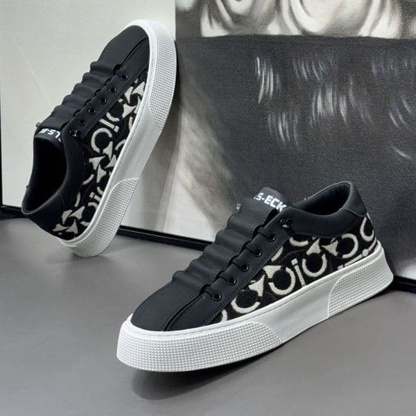 Designer Shoes Men's Shoes 2026 New Spring Breathable Casual Shoes Embroidered Printed Trendy Shoes Soft-soled Board Shoes Free shipping