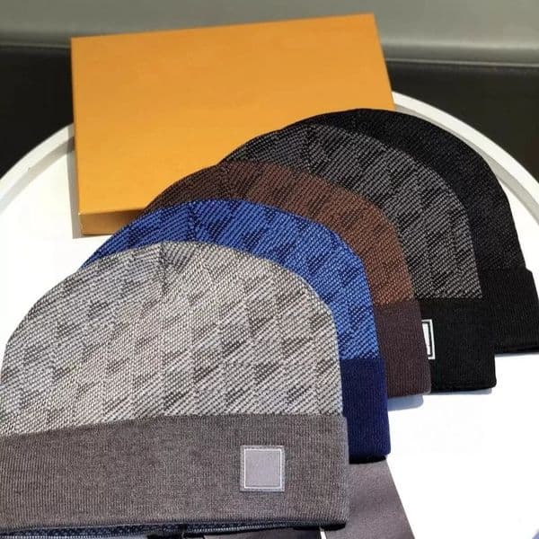 Winter knitted beanie designer cap fashionable bonnet dressy autumn hats for men skull outdoor womens cappelli travel skiing Knitted hat designer Brimless cap 85lk
