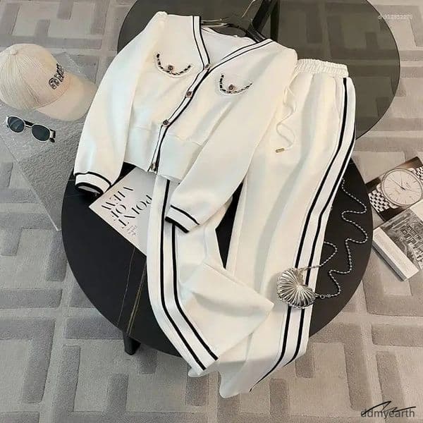 Women's Tracksuits Spring And Autumn High End Casual Sports Set Western V-Neck Top Wide Leg Pants Two Piece Setj Uicy Corture Tracksuit ddmyEarth