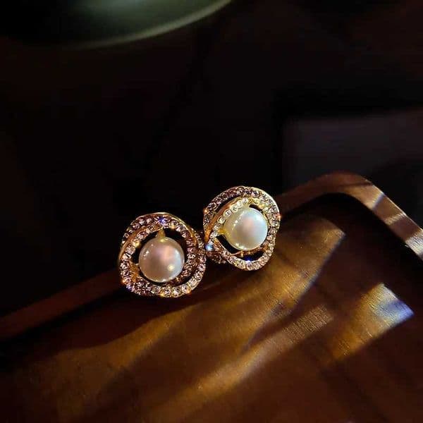 2024 New Charm Double Looped Pearl Shiny Zircon Stud Earrings for Women Classic Simple Fashion Wedding Bride Jewelry AccessoriesXJ250915
