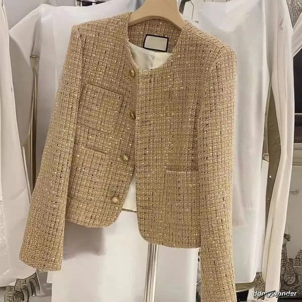 Designer's New Clothing Style Exudes A Unique, High-End Elegant Charm. It's Super Good-Looking And Fashionable. Short Coat For Ladies. Free Shipping ddmywonder