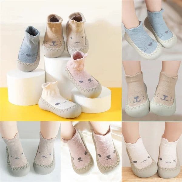 Baby First Socks Shoes Toddler Cartoon Walker Infant Boys Girls Rubber Soft Sole Floor Barefoot Baby Casual Shoes Knit Booties 250916BJ