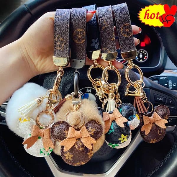 Mouse Diamond Design Car Keychain Favor Flower Bag Pendant Charm Jewelry Keyring Holder For Men Gift Fashion Pu Leather Animal Key Chain A