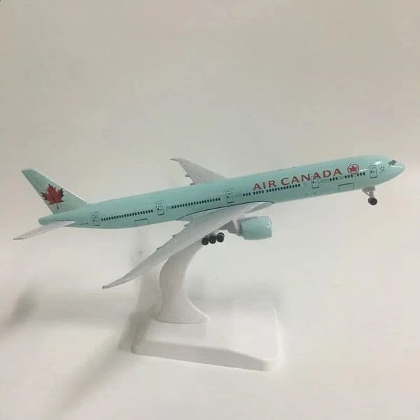 20CM Boeing 777 Air Canada Alloy Airplane Model Toy With Wheel Replica Aircraft Plane Boys for Collectible Display Gift 250918BJ