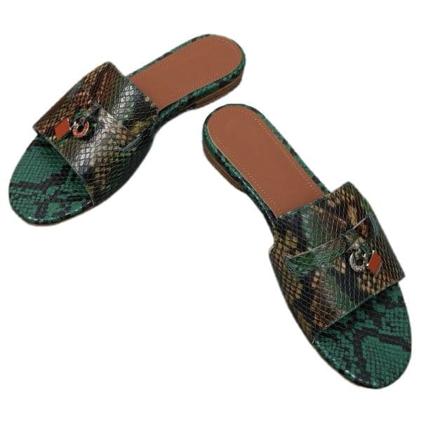 Slippers women's classic designer shoes luxury letter sandals genuine leather party shoes metal buckle beach shoes metal lock slides outdoor shoes casual shoes