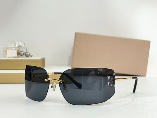 Sunglasses Men Women For Summer Popular 54 Designer Stylish Outdoor Fashion Style CR39 Anti-Ultraviolet Retro Plate Metal Square Frameless Glasses Random Box 54SS