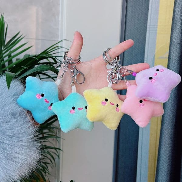 Cute Stars Plush Keychain Small Toy Doll Girls Fluffy Soft Stuffed Backpack Bag Pendant Car Key Rings Funny Squeak Accessories 250919BJ