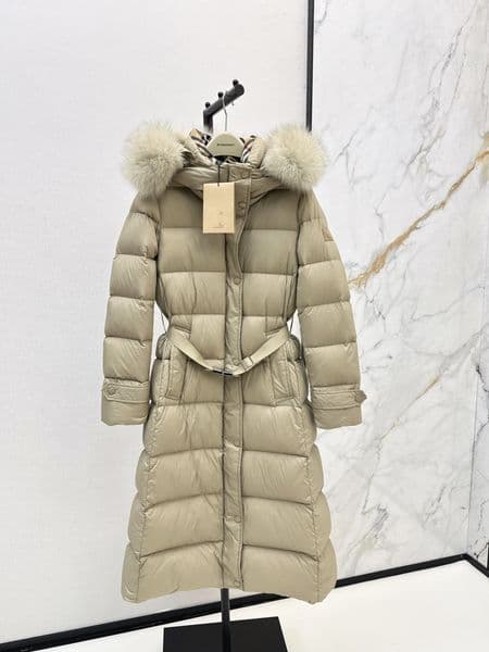 Women's Puffer Jacket Hooded Winter Coat Designer Tops Womens Coat Fashion Parka Winter Warm Lightweight Jacket Windbreaker Women Jacket Badge Letter Real Down D6